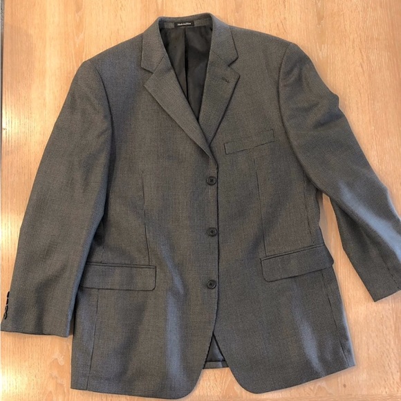 Van Huesen 3 Btton Blazer, 44R - Picture 1 of 6